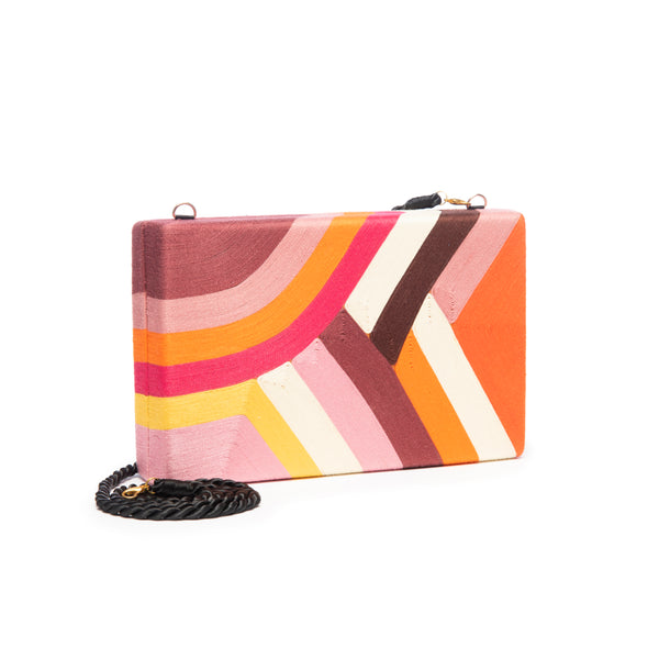 Joules - It's here! This season's must-have clutch😍⁠ Shop the