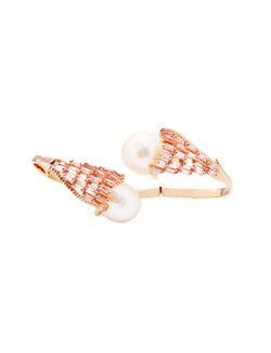Loraine Ring, Pearl Gold